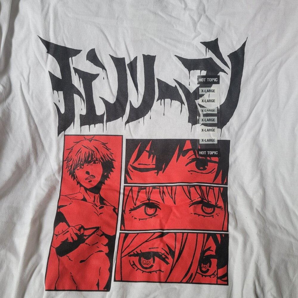 Chainsawman tee (XL)